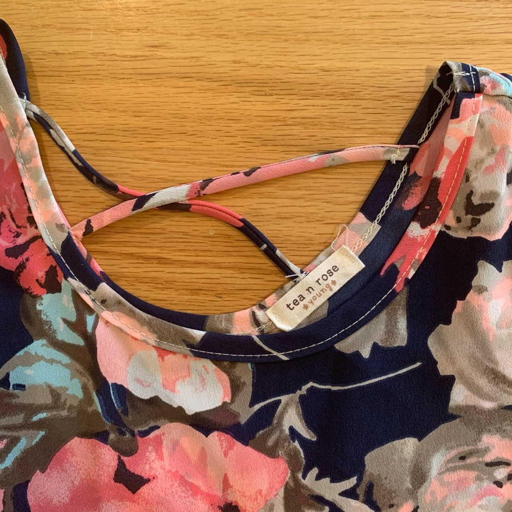 Sweet floral dress- so light and airy